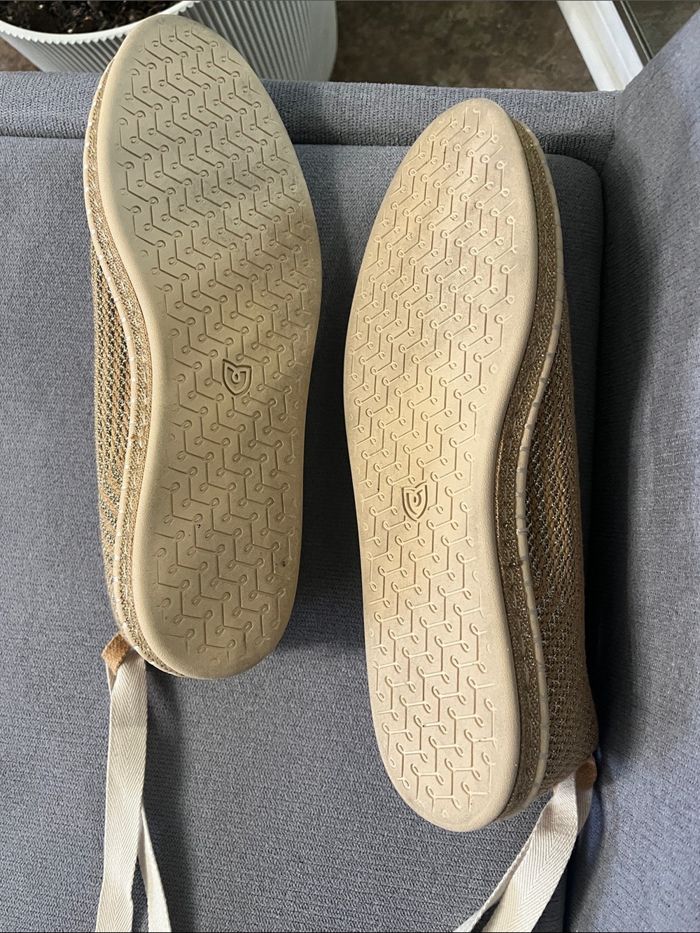 Rothy's Tan Woven Espadrille Flats with Cream Ankle Tie 9.5 - Picture 4 of 5